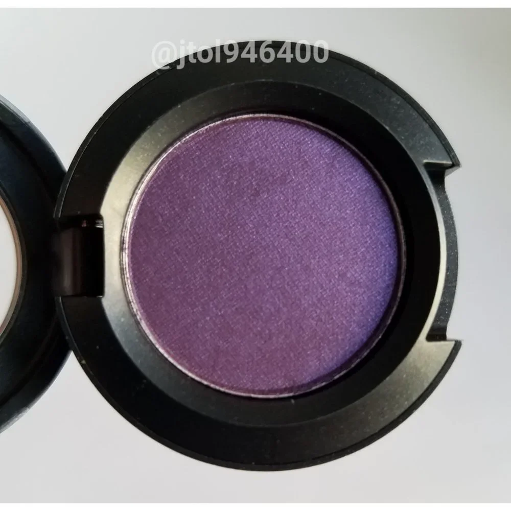 Mac Marvel Eyeshadow